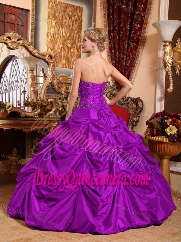 Purple Strapless Ball Gown Taffeta Quinceanera Dresses with Beading and Pick-ups