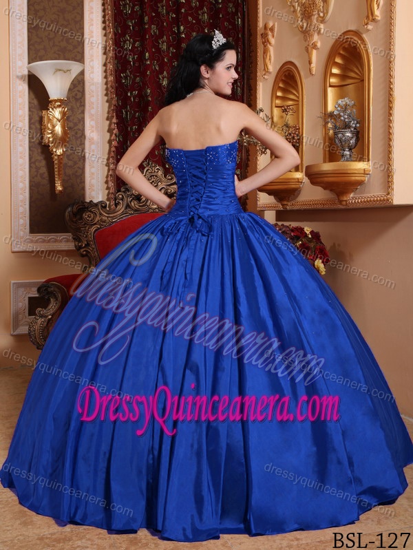 Graceful Strapless Quinceanera formal Dress with Ruching Made in Taffeta