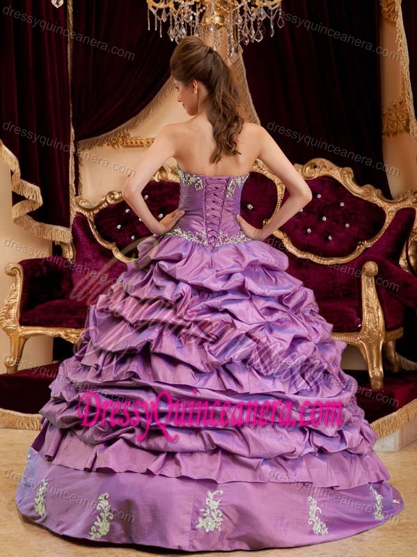 Sweetheart Lavender Appliqued 2014 Attractive Dress for Quinceanera