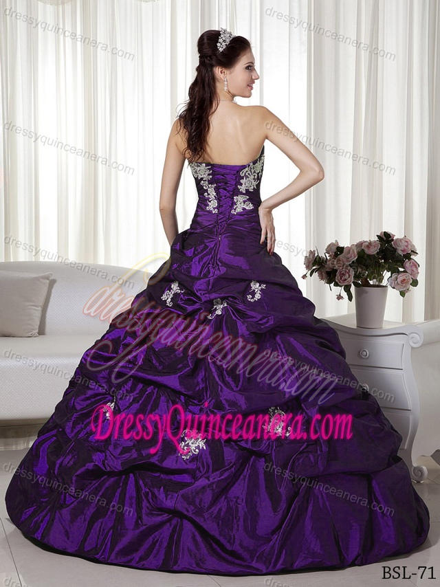 Graceful Purple Sweetheart Quinceanera Dress with White Appliques and Pick-ups