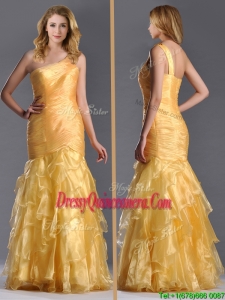 Elegant Mermaid One Shoulder Organza Ruffled Beautiful Dama Dress in Gold
