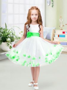 Classical White Little Girls Pageant Gowns Wedding Party with Appliques and Belt Scoop Sleeveless Zipper