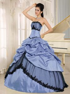 Blue Taffeta and Black Tulle Strapless Quinceanera Dresses with Pick-ups for Cheap