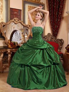 Green Taffeta Beaded Charming Sweet Sixteen Quinceanera Dress for 2014