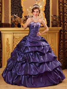 Fashionable Sweetheart Taffeta Purple Quinceanera Dress with Appliques