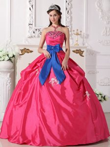 Appliqued and Ruched Quinceanera Gown Dress with Beads and Blue Bowknot