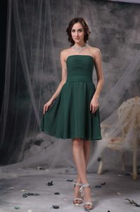 Dark Green A-line Ruched Chiffon Sweet 16 Dresses for Damas under 150